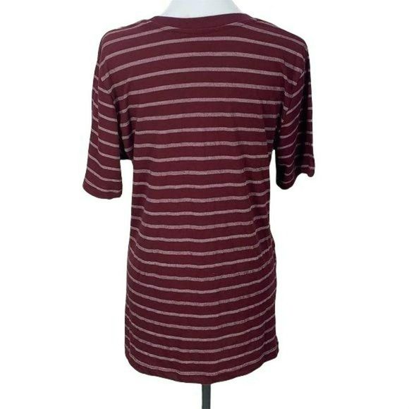 OT Revolution‎ Men's Burgundy White Striped Short Sleeve Shirt Size Medium - Picture 3 of 7